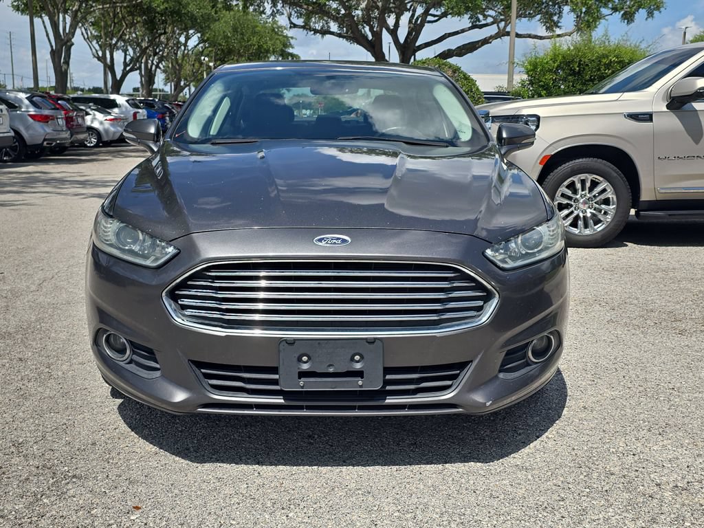 Used 2016 Ford Fusion SE w/ Equipment Group 202A AWD/4WD image 2