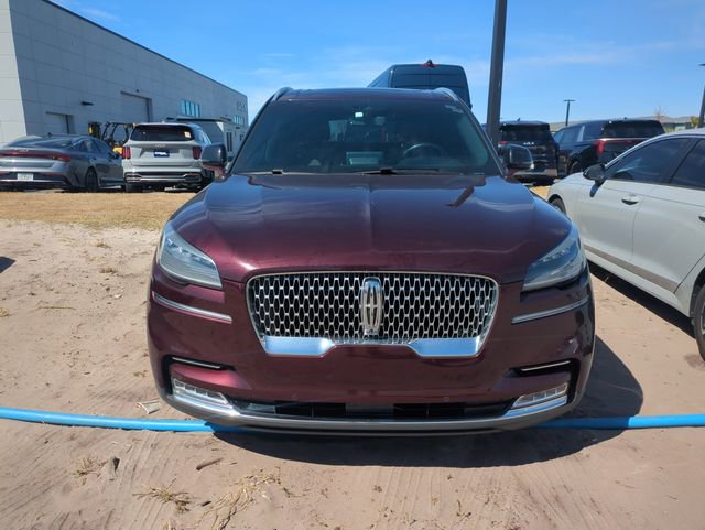 Used 2020 Lincoln Aviator Reserve w/ Equipment Group 201A image 2