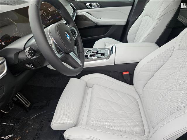 New 2026 BMW X5 xDrive40i w/ M Sport Package image 15