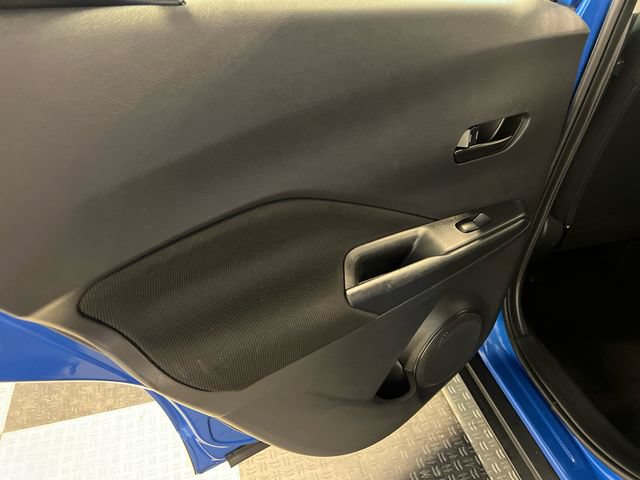 Used 2022 Nissan Kicks S FWD image 17