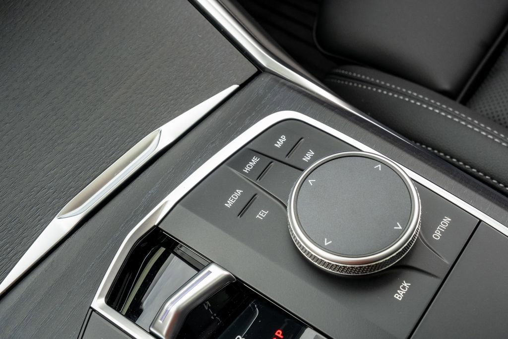 Used 2025 BMW i4 eDrive40 w/ Premium Package image 24