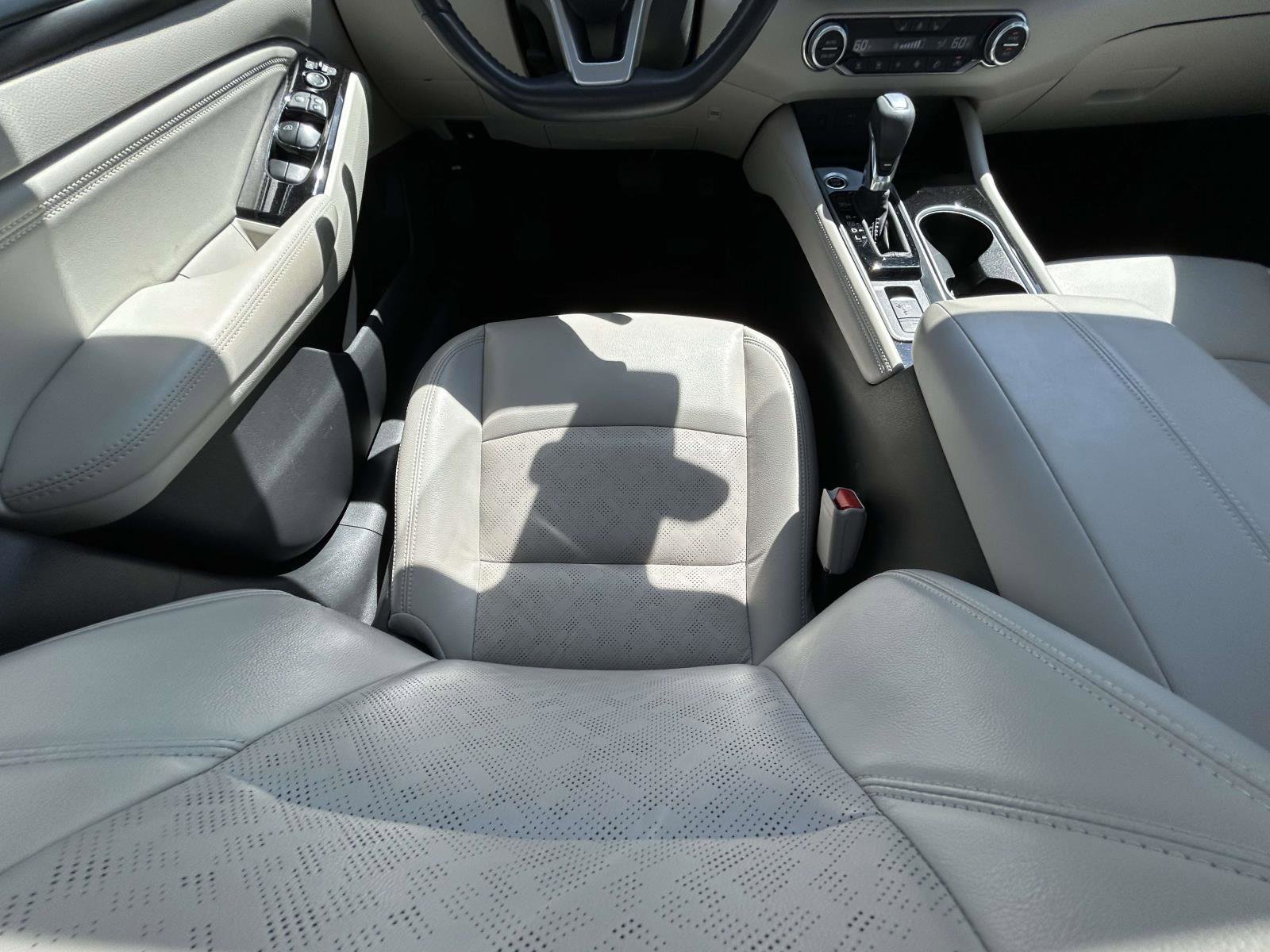 Used 2023 Nissan Altima 2.5 SL AWD/4WD image 14