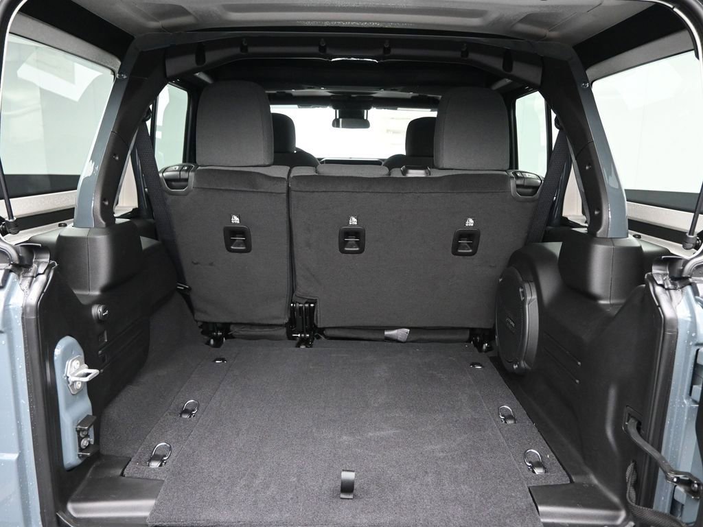 New 2025 Jeep Wrangler Sport S image 31