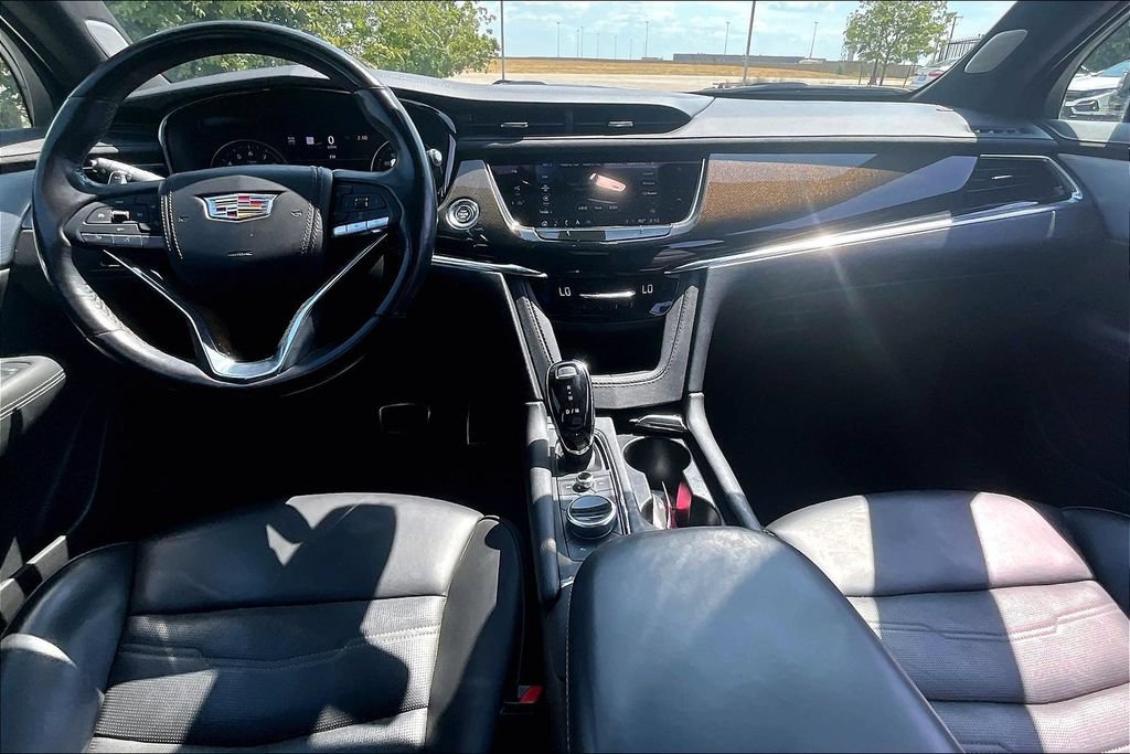 Used 2024 Cadillac XT6 Sport w/ Platinum Package AWD/4WD image 17
