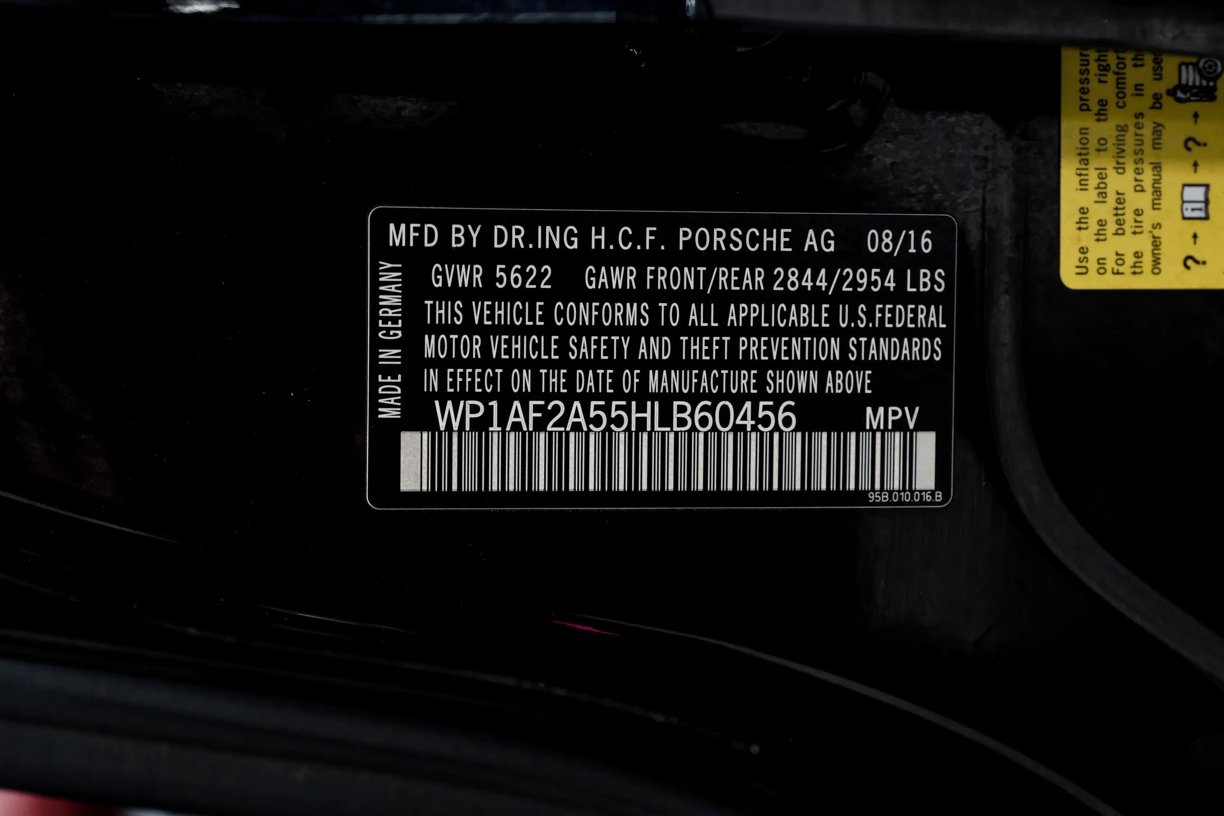 Used 2017 Porsche Macan Turbo image 65