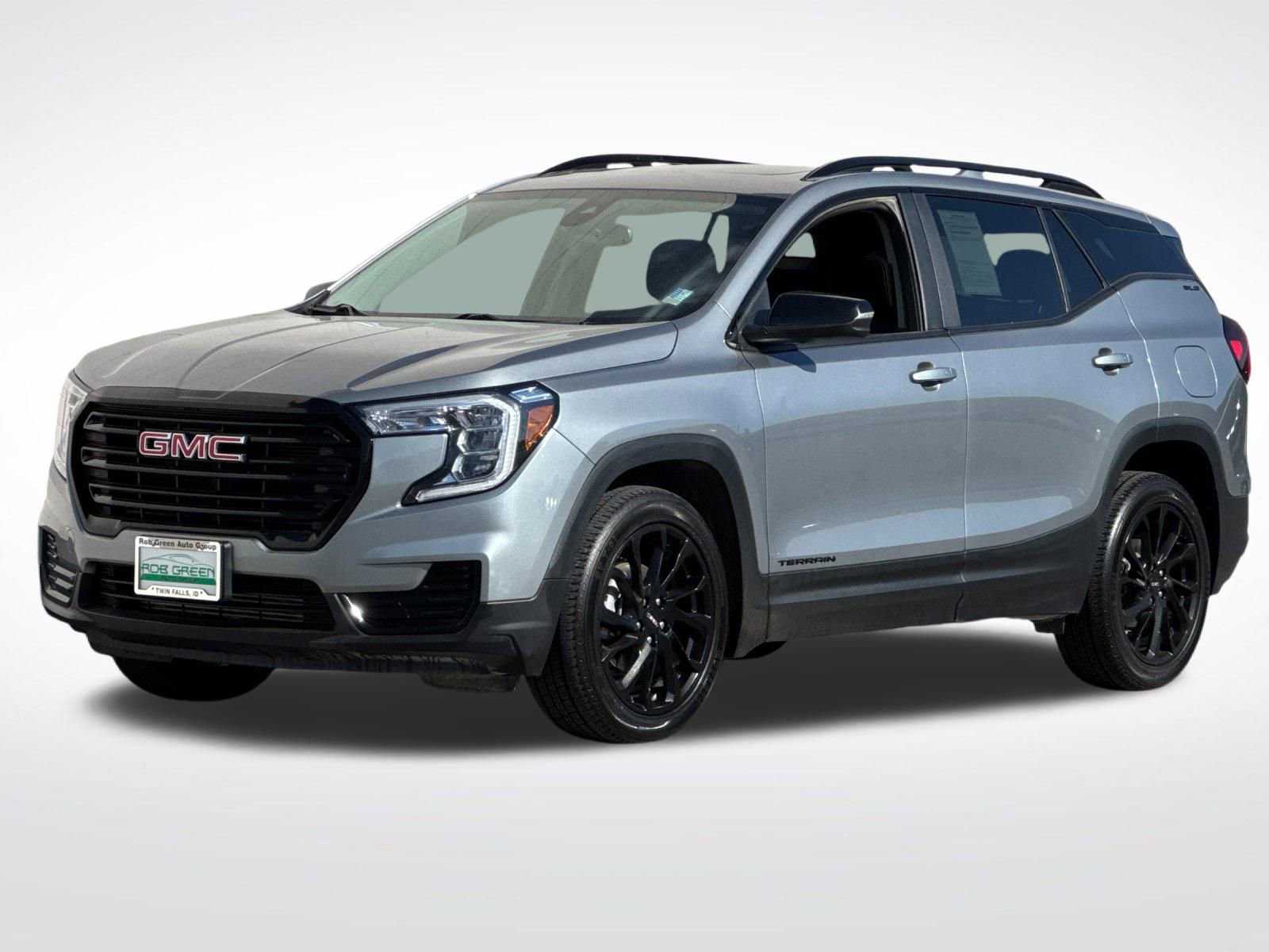 Used 2023 GMC Terrain SLE w/ Driver Convenience Package image 7