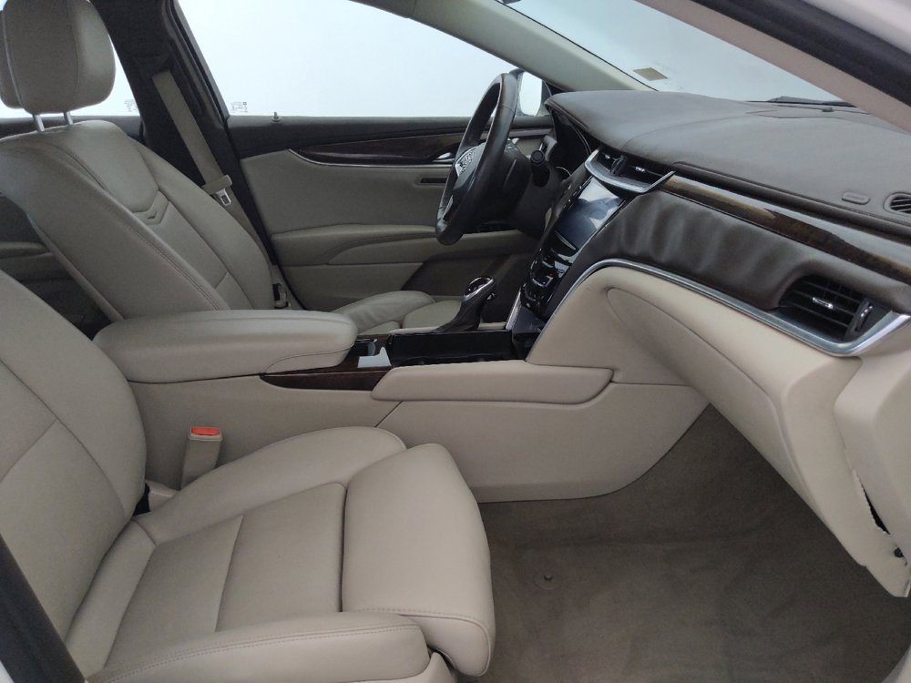 Used 2014 Cadillac XTS Luxury w/ Driver Awareness Package FWD image 21