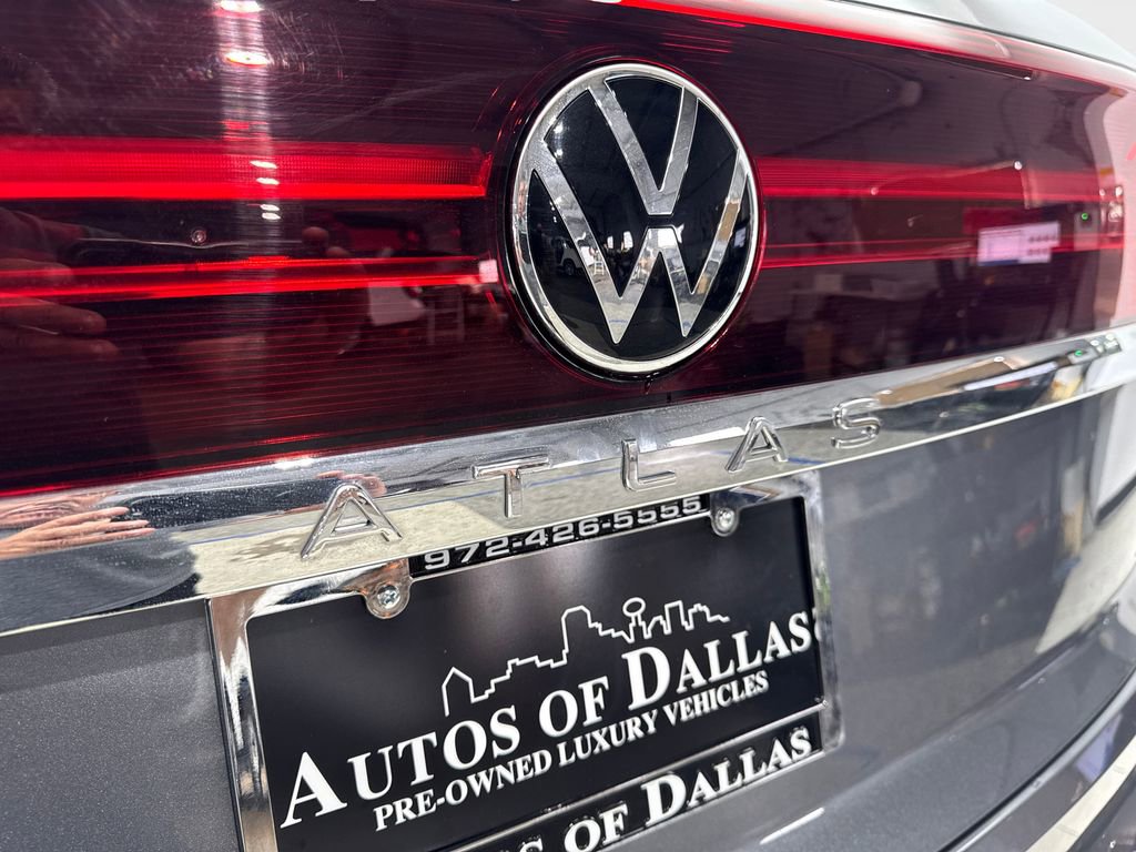 Used 2025 Volkswagen Atlas Cross Sport SE image 21