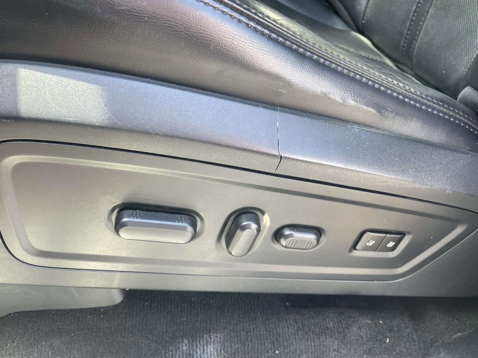 Used 2015 Lincoln Navigator 4WD image 14