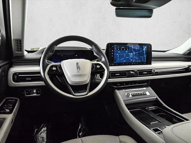 Used 2025 Lincoln Aviator AWD w/ Equipment Group 101A image 19