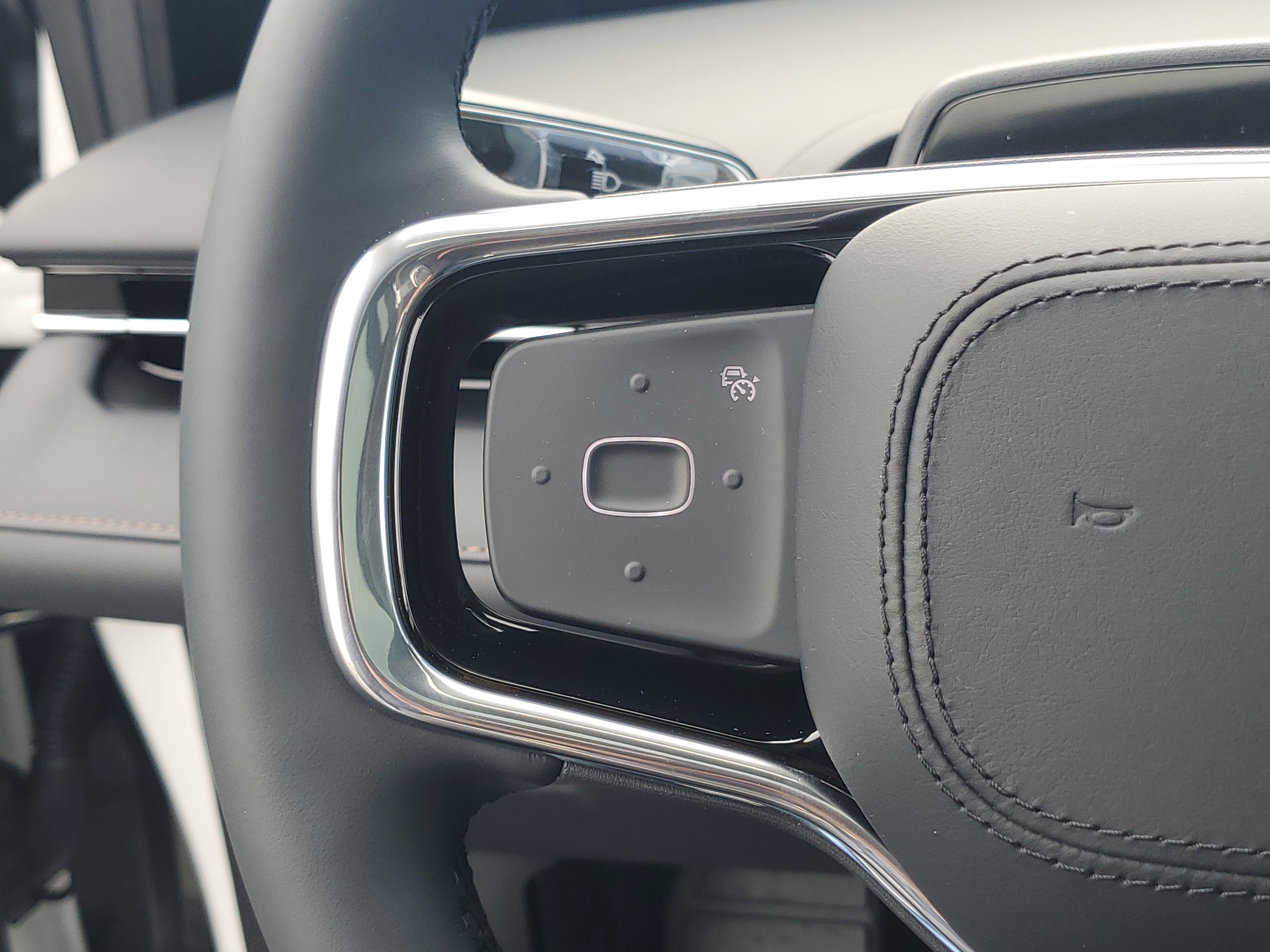 New 2026 Lincoln Nautilus Reserve AWD/4WD image 17