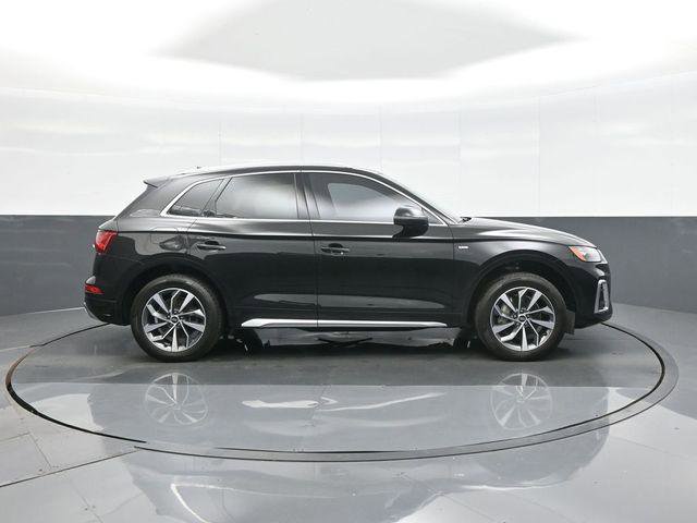 Used 2022 Audi Q5 2.0T Premium w/ Convenience Package AWD/4WD image 8