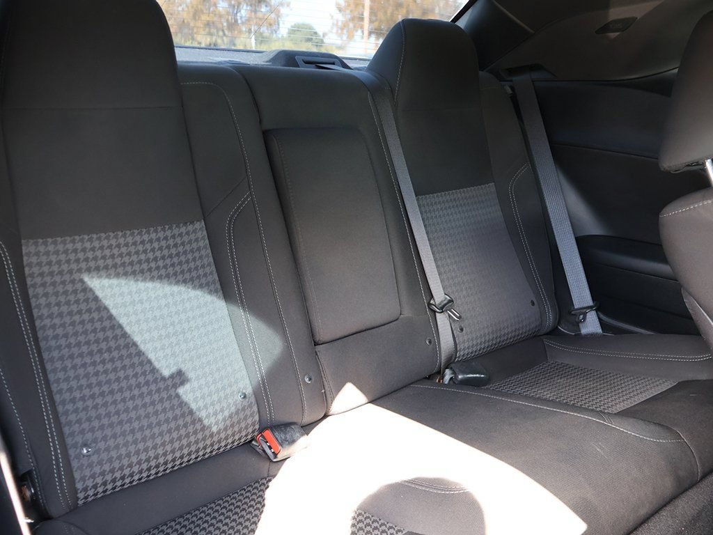 Used 2019 Dodge Challenger SXT RWD image 27