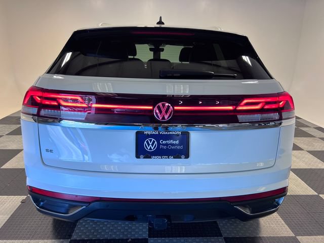 Certified 2024 Volkswagen Atlas Cross Sport SE w/ Panoramic Sunroof Package FWD image 4