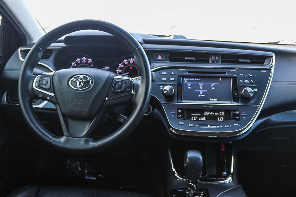Used 2016 Toyota Avalon Touring w/ Preferred Accessory Package FWD image 14