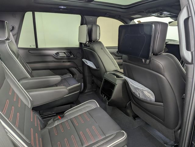 Used 2025 GMC Yukon AT4 Ultimate image 28
