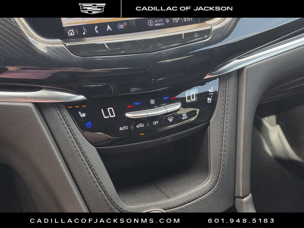 Certified 2024 Cadillac XT6 Sport w/ Technology Package AWD/4WD image 16