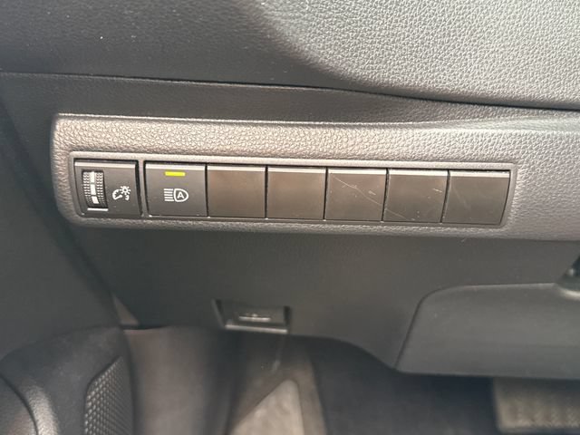 Used 2024 Toyota Corolla LE FWD image 29