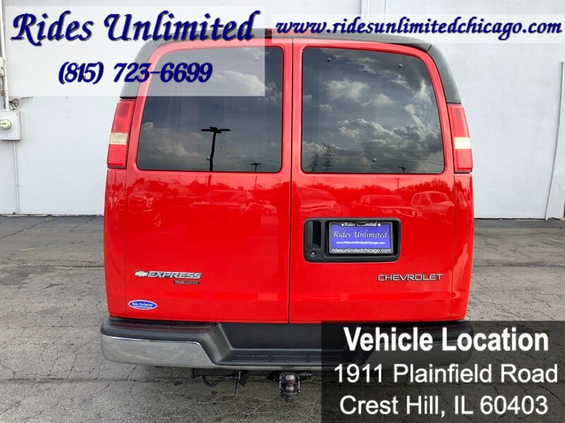 Used 2006 Chevrolet Express 3500 Extended Passenger w/ LT Preferred Equipment Group RWD image 6