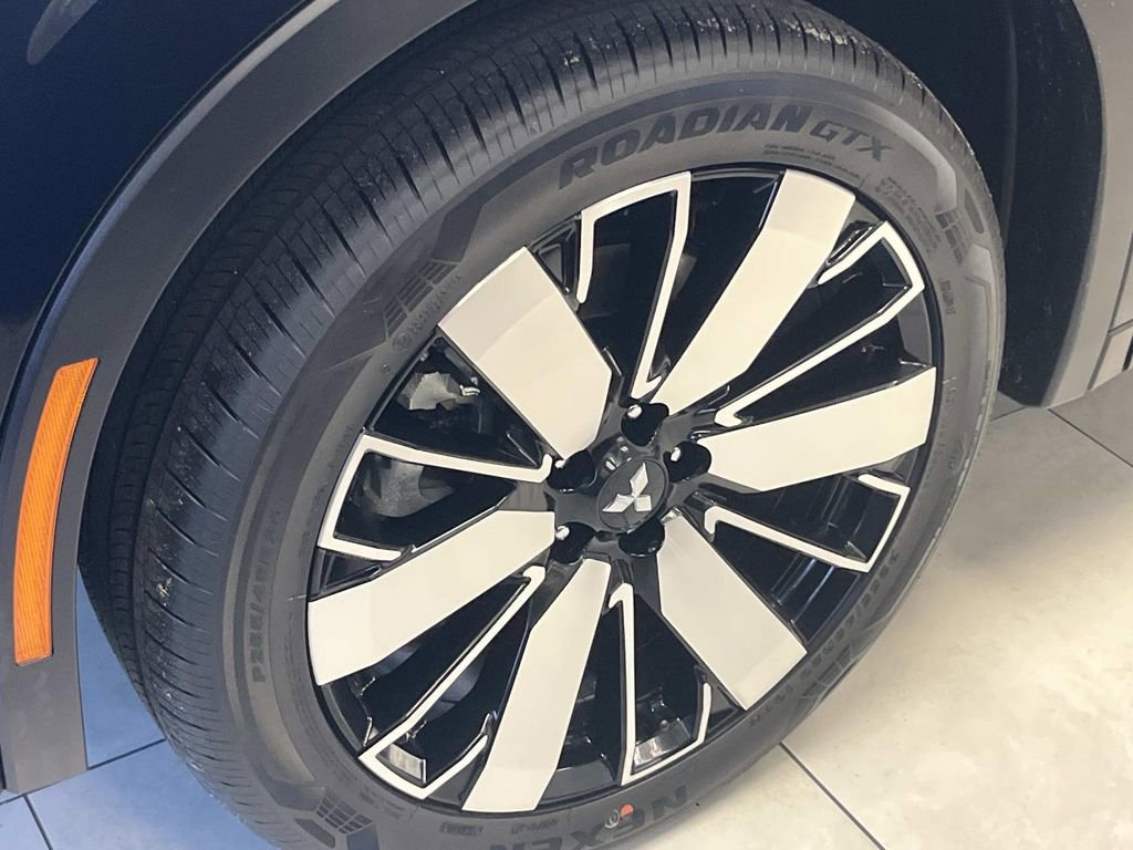 New 2026 Mitsubishi Outlander SE FWD image 9