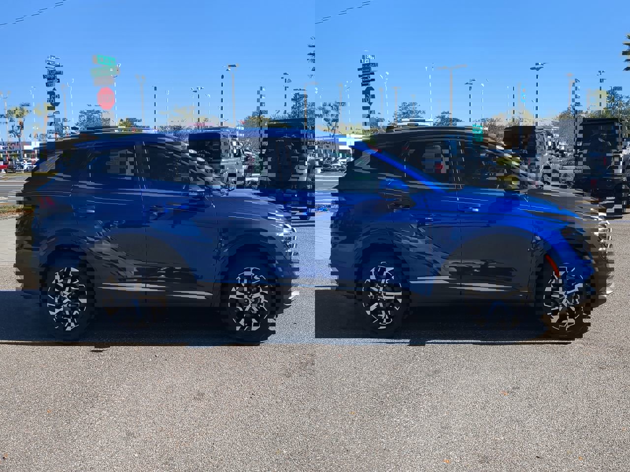 Certified 2024 Kia Sportage EX image 3