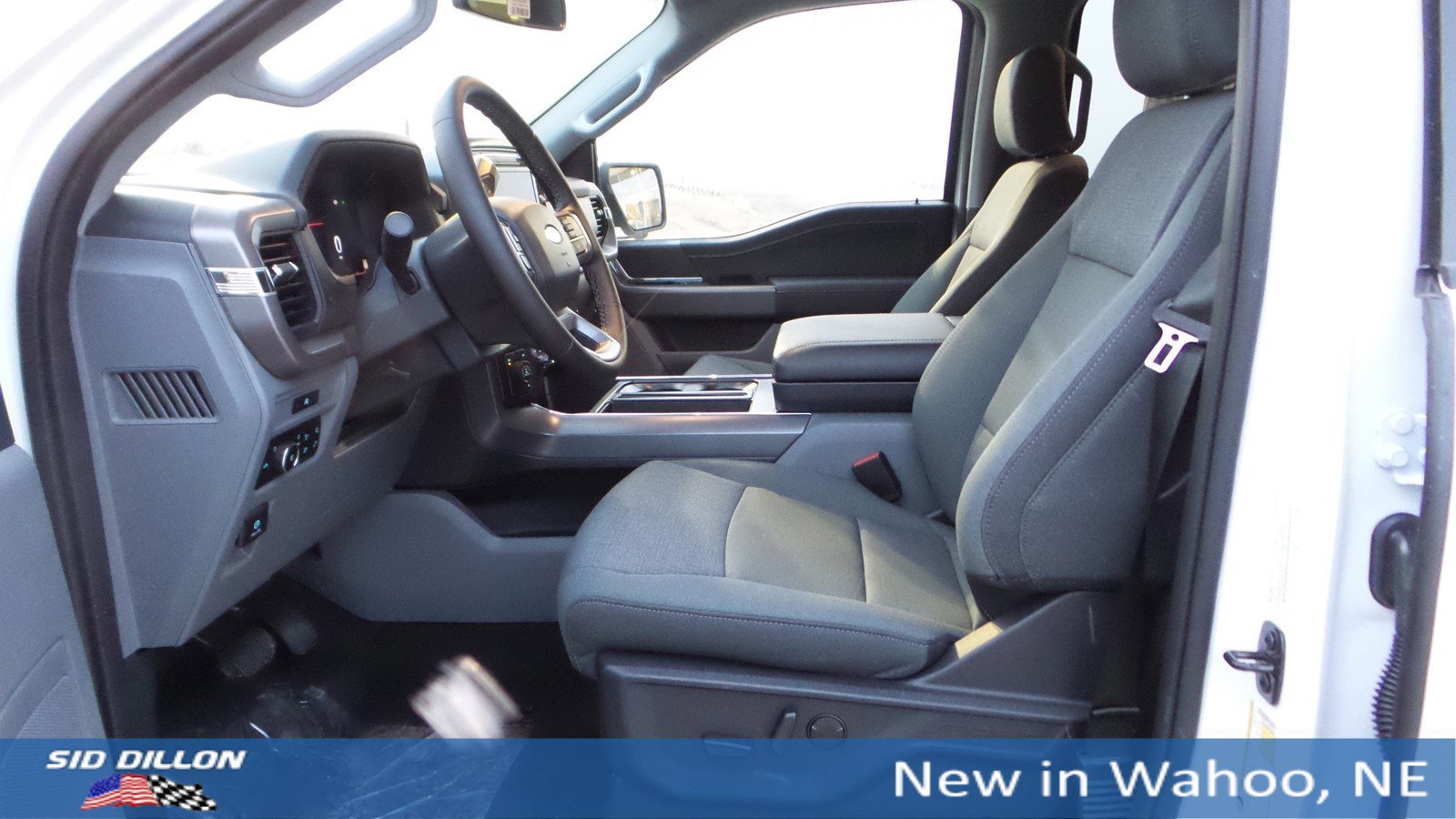 New 2025 Ford F150 XLT w/ Equipment Group 302A MID image 9