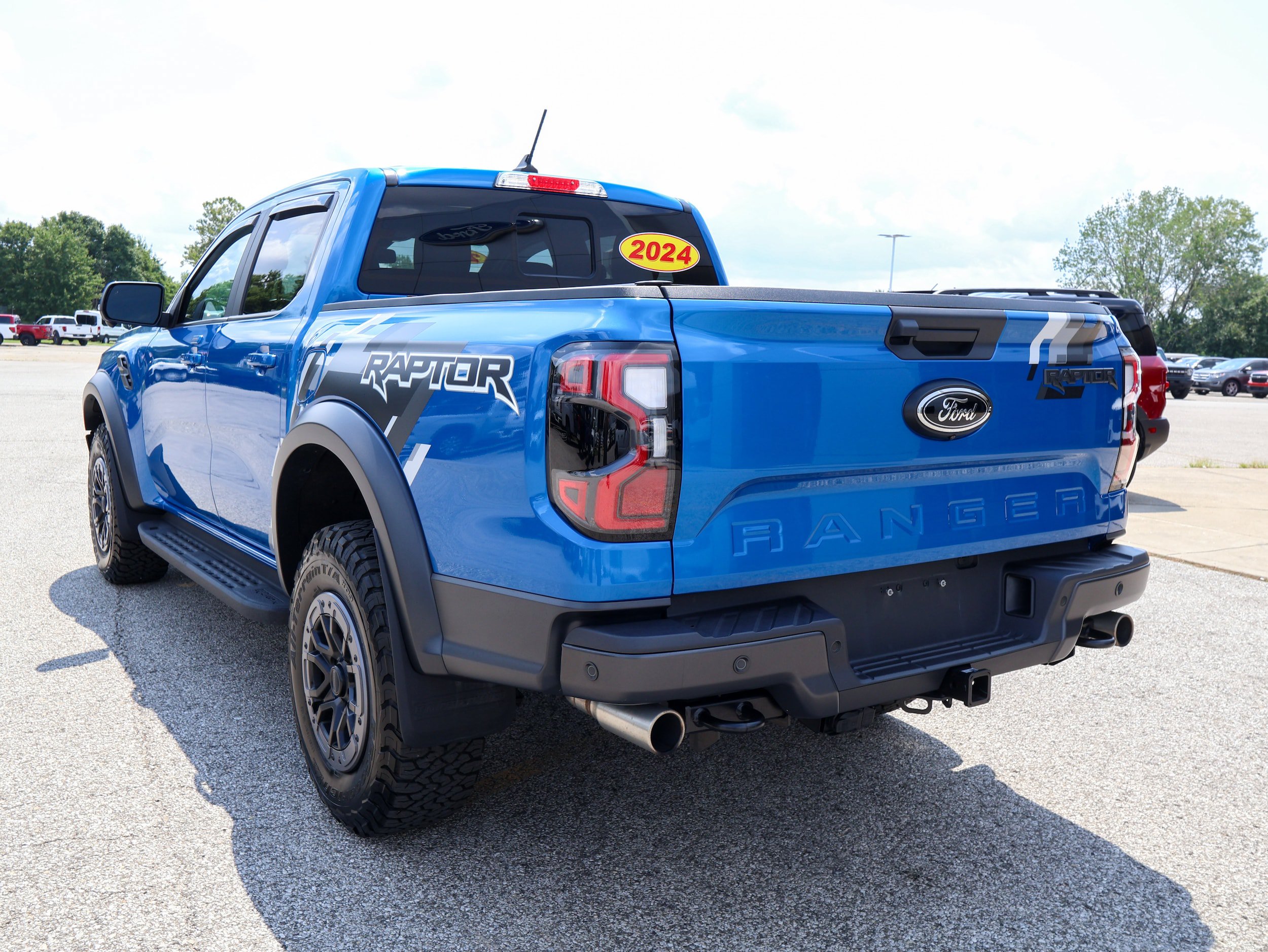 Used 2024 Ford Ranger Raptor AWD/4WD image 3