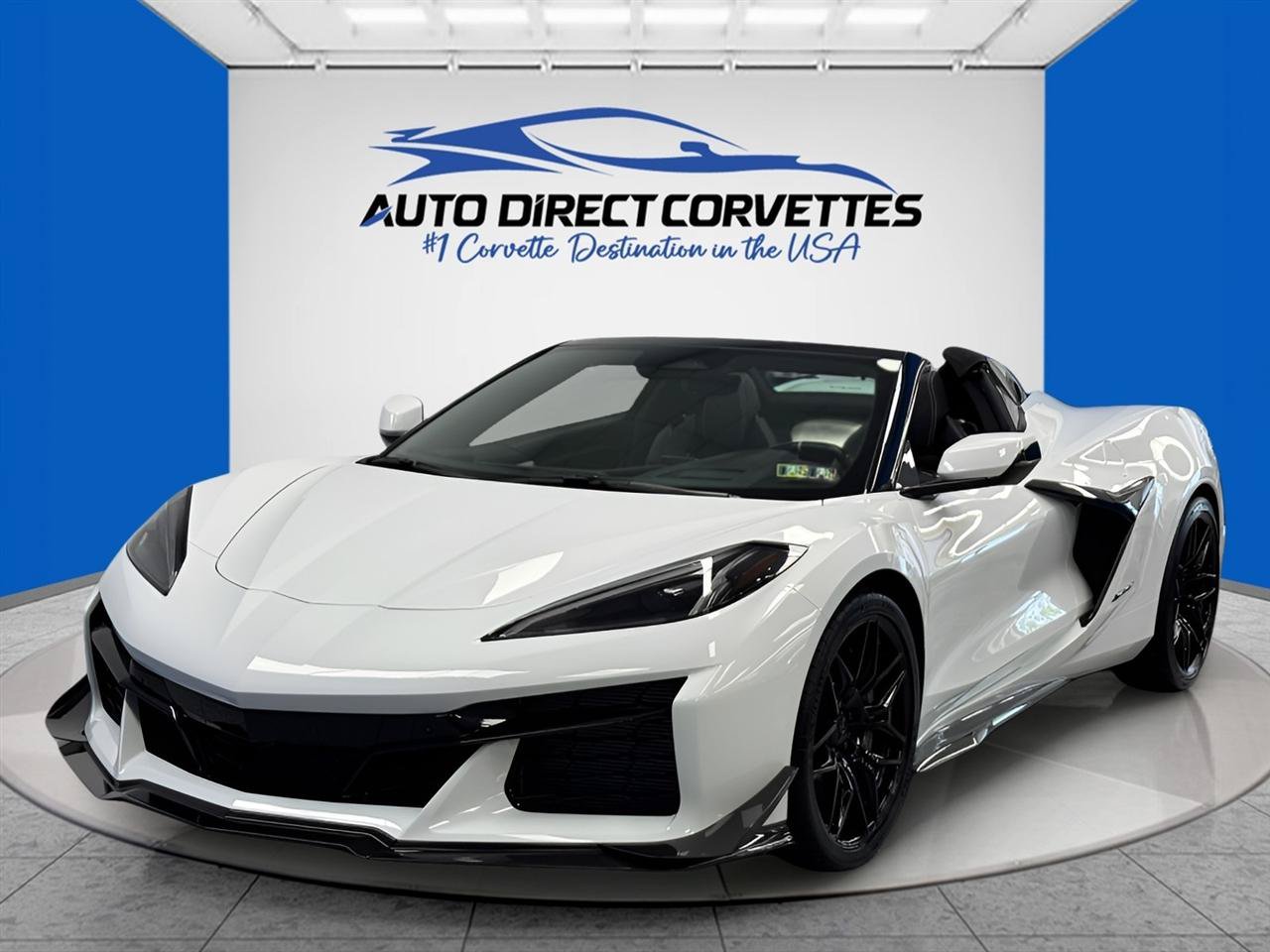 Used 2024 Chevrolet Corvette Z06 w/ Z07 Performance Package RWD image 1