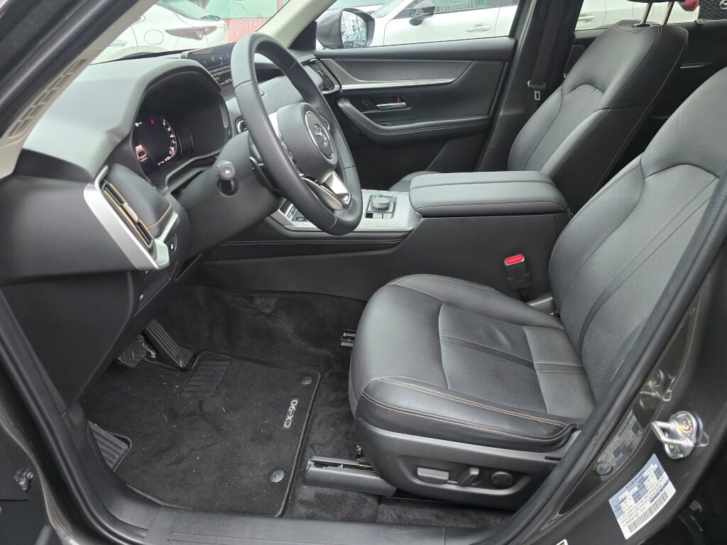 Certified 2024 MAZDA CX-90 Plug-In Hybrid w/ Preferred image 25