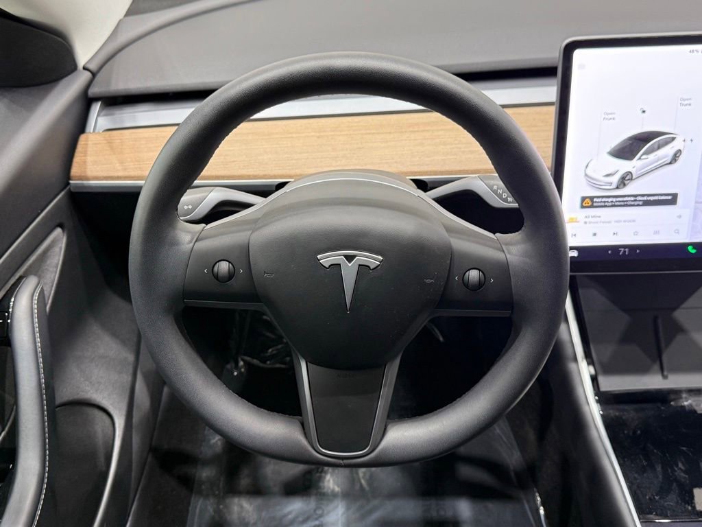 Used 2020 Tesla Model 3 Standard Range Plus image 18