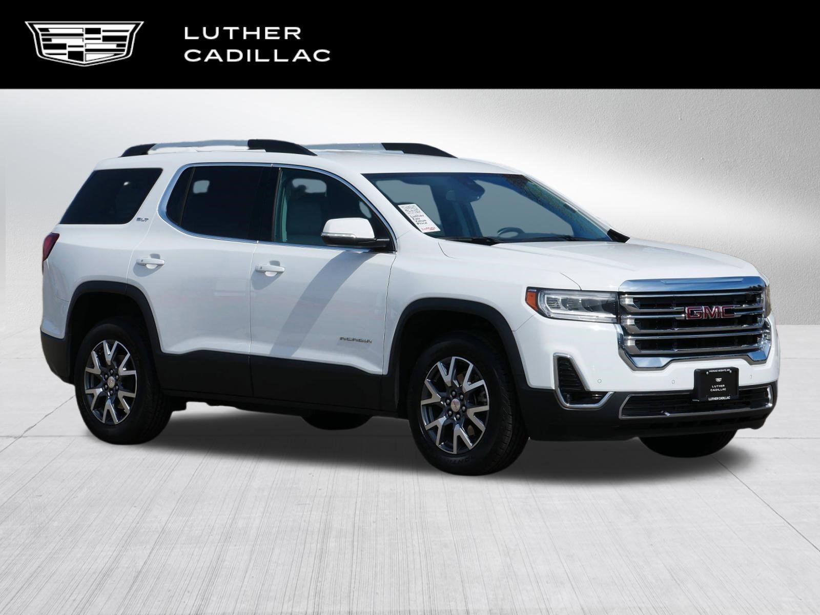 Used 2023 GMC Acadia SLT w/ Preferred Package FWD image 1