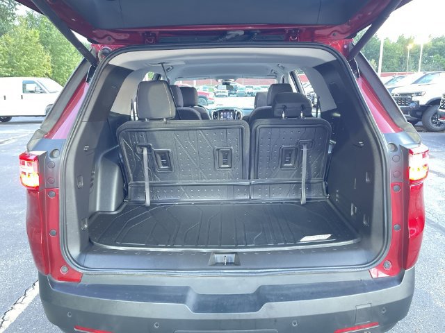 Certified 2021 Chevrolet Traverse LT FWD image 24