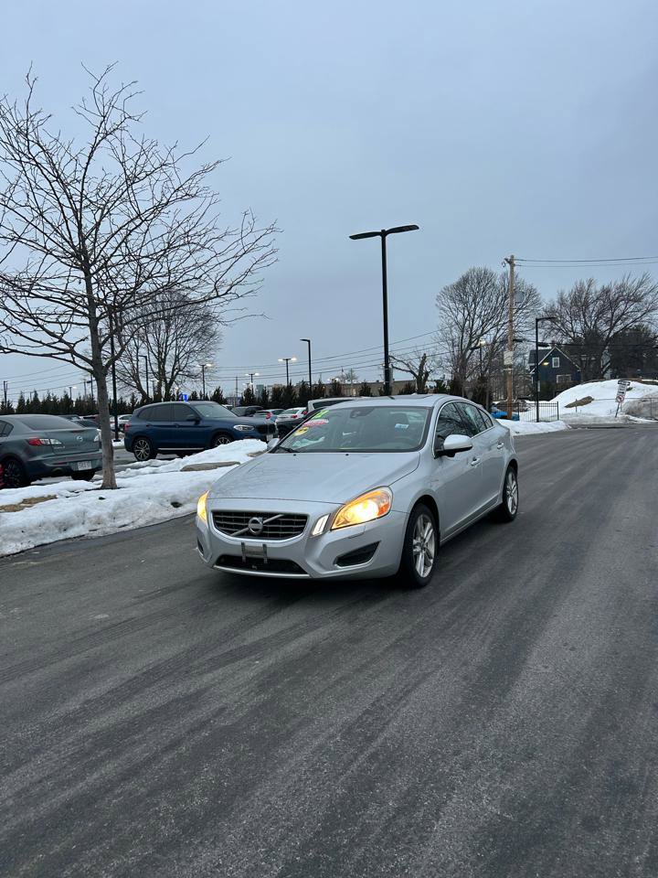 Used 2012 Volvo S60 T5 image 2