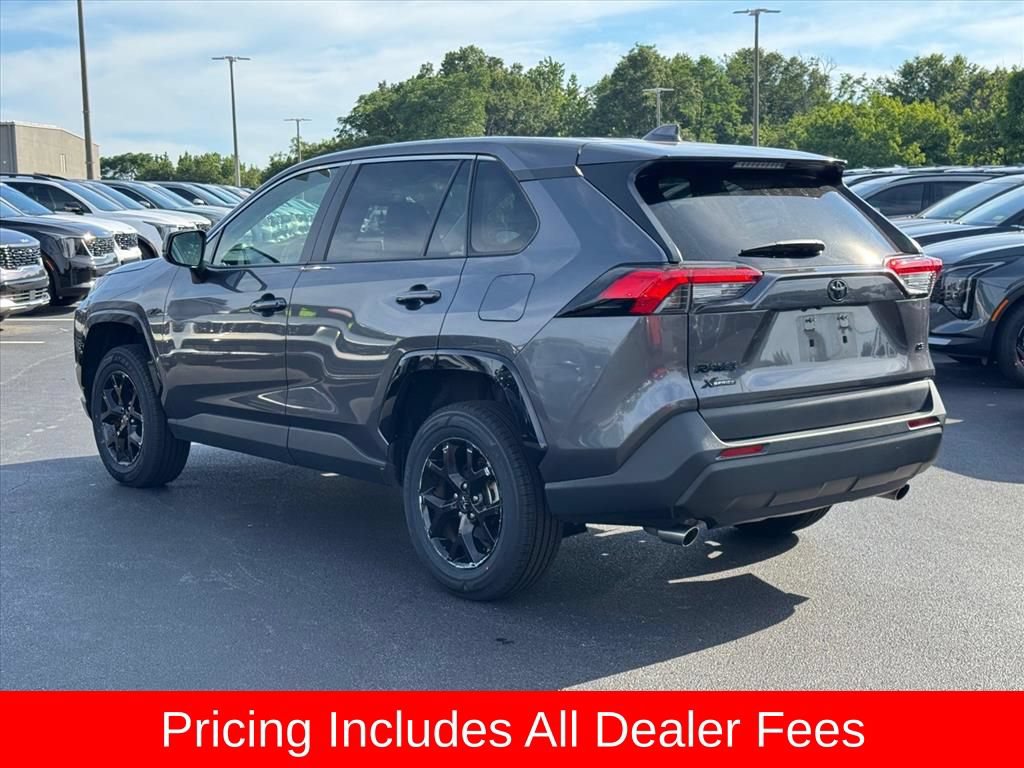 Used 2024 Toyota RAV4 LE FWD image 5
