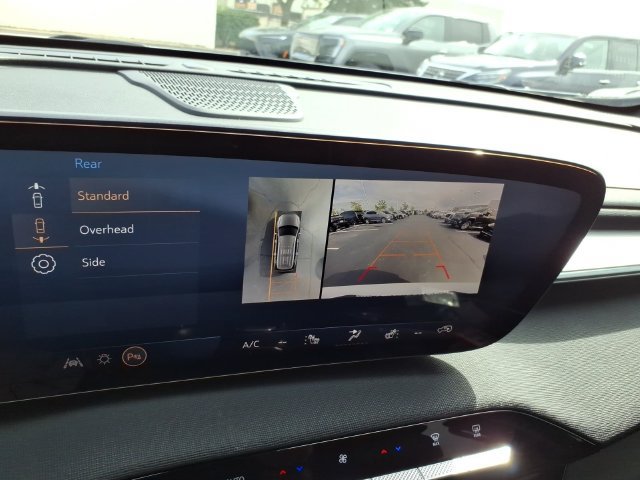 Used 2025 Buick Enclave Preferred FWD image 33