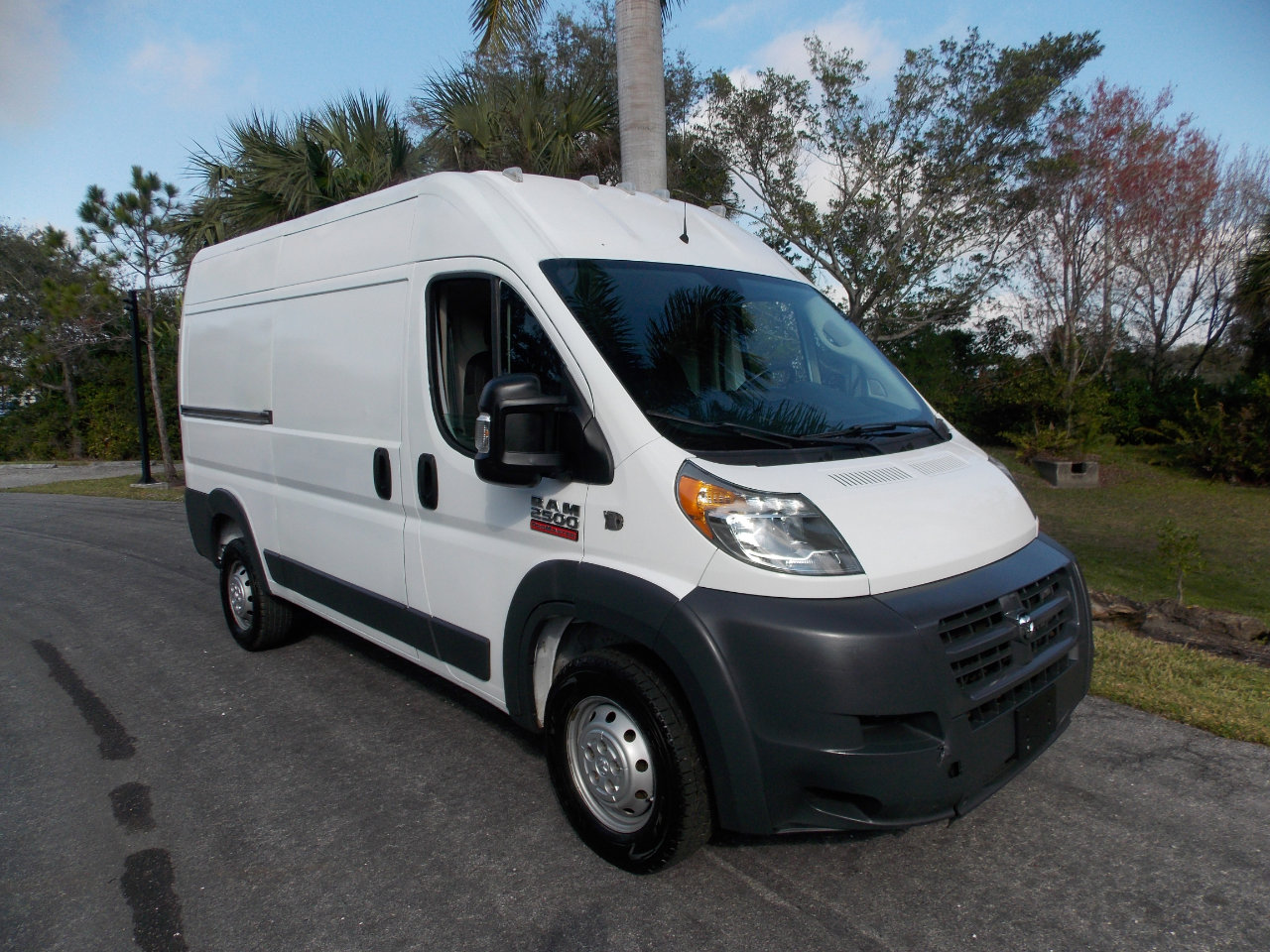 Used 2018 RAM ProMaster 2500 image 1