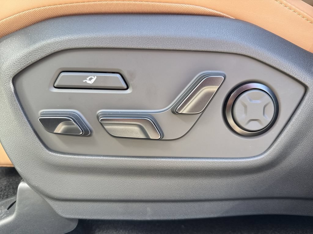 New 2027 Hyundai Santa Fe Calligraphy AWD/4WD image 12
