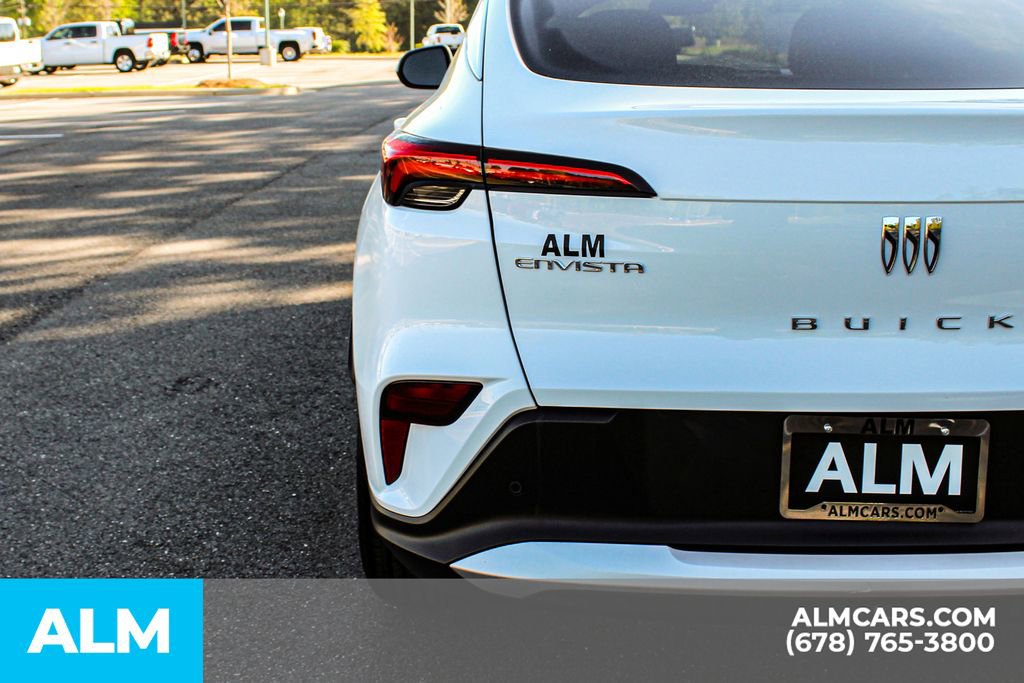 Used 2025 Buick Envista Preferred image 13