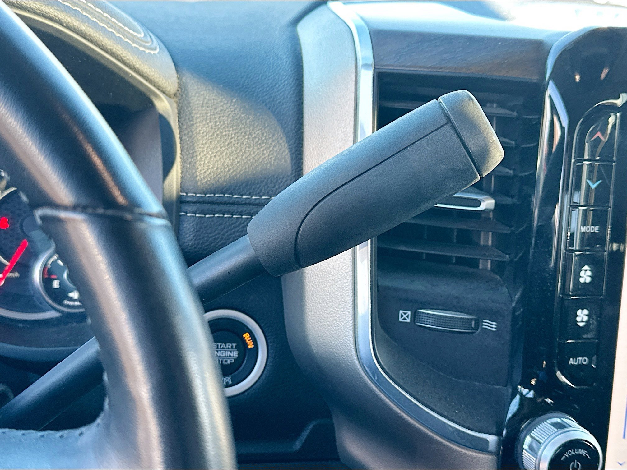 Used 2024 RAM 2500 Laramie image 25