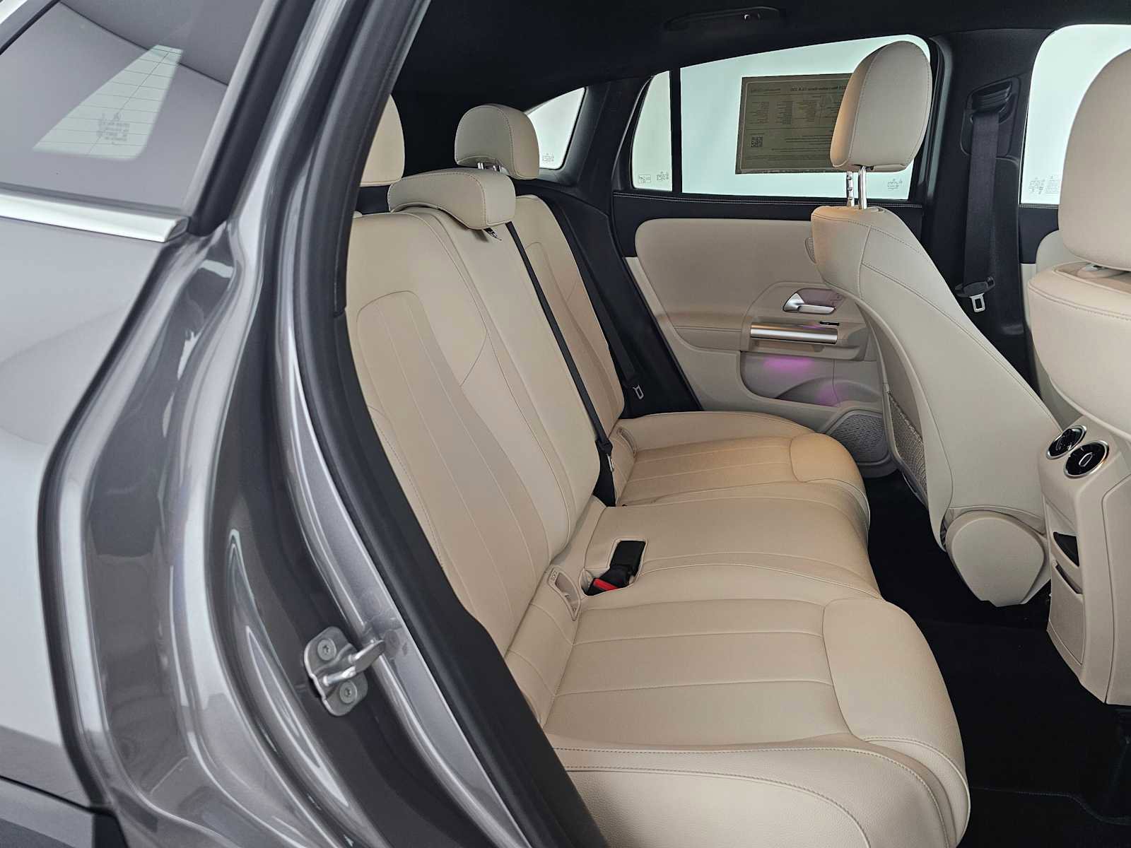 Certified 2025 Mercedes-Benz GLA 250 image 13