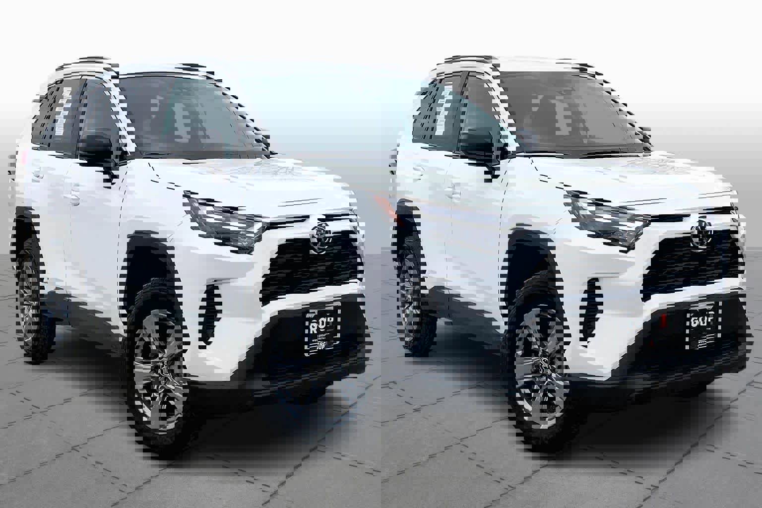 Used 2025 Toyota RAV4 LE image 3