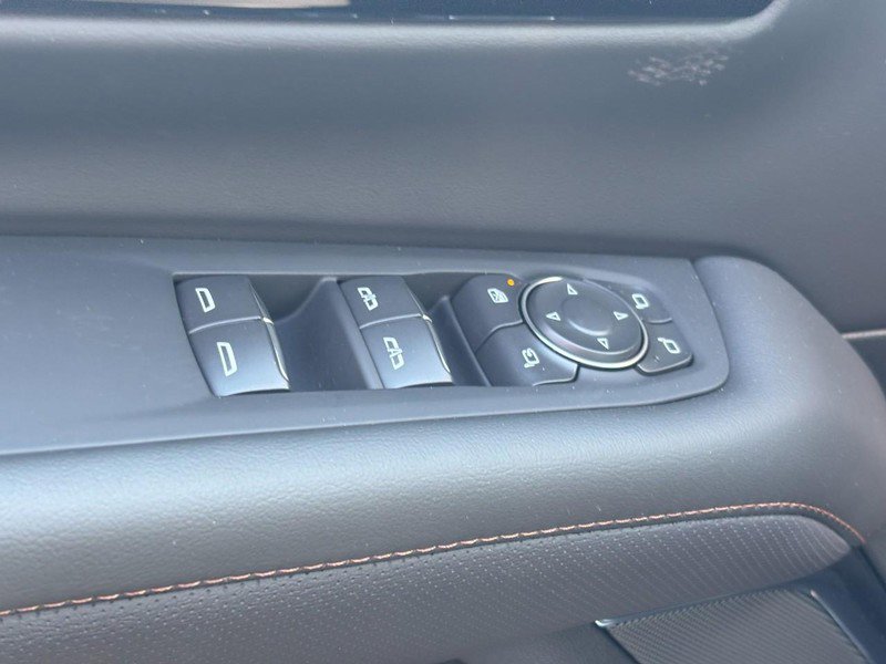 New 2026 Chevrolet Tahoe High Country AWD/4WD image 12