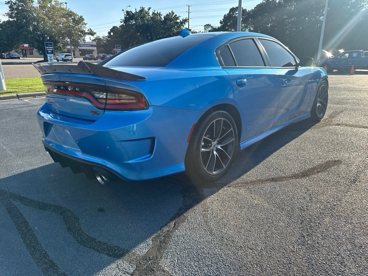 Used 2018 Dodge Charger R/T Scat Pack RWD image 7