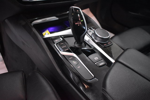 Used 2018 BMW 530e xDrive AWD/4WD image 13