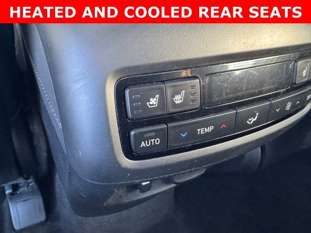 Used 2021 Hyundai Palisade Calligraphy image 15