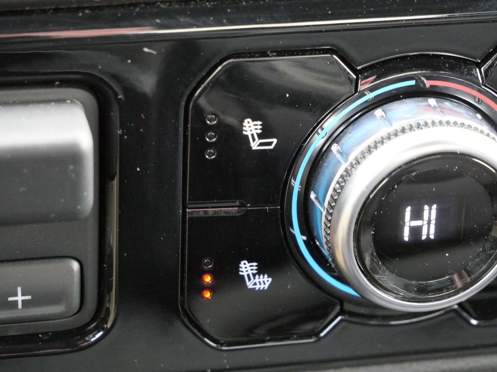 Used 2024 GMC Sierra 1500 Elevation image 45