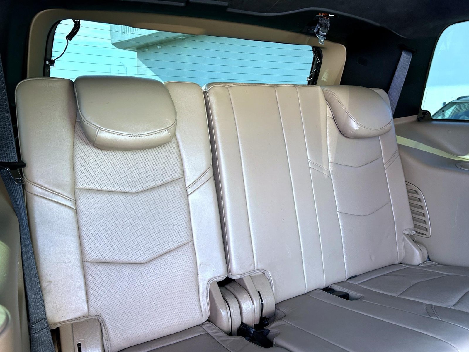 Used 2019 Cadillac Escalade Platinum AWD/4WD image 21