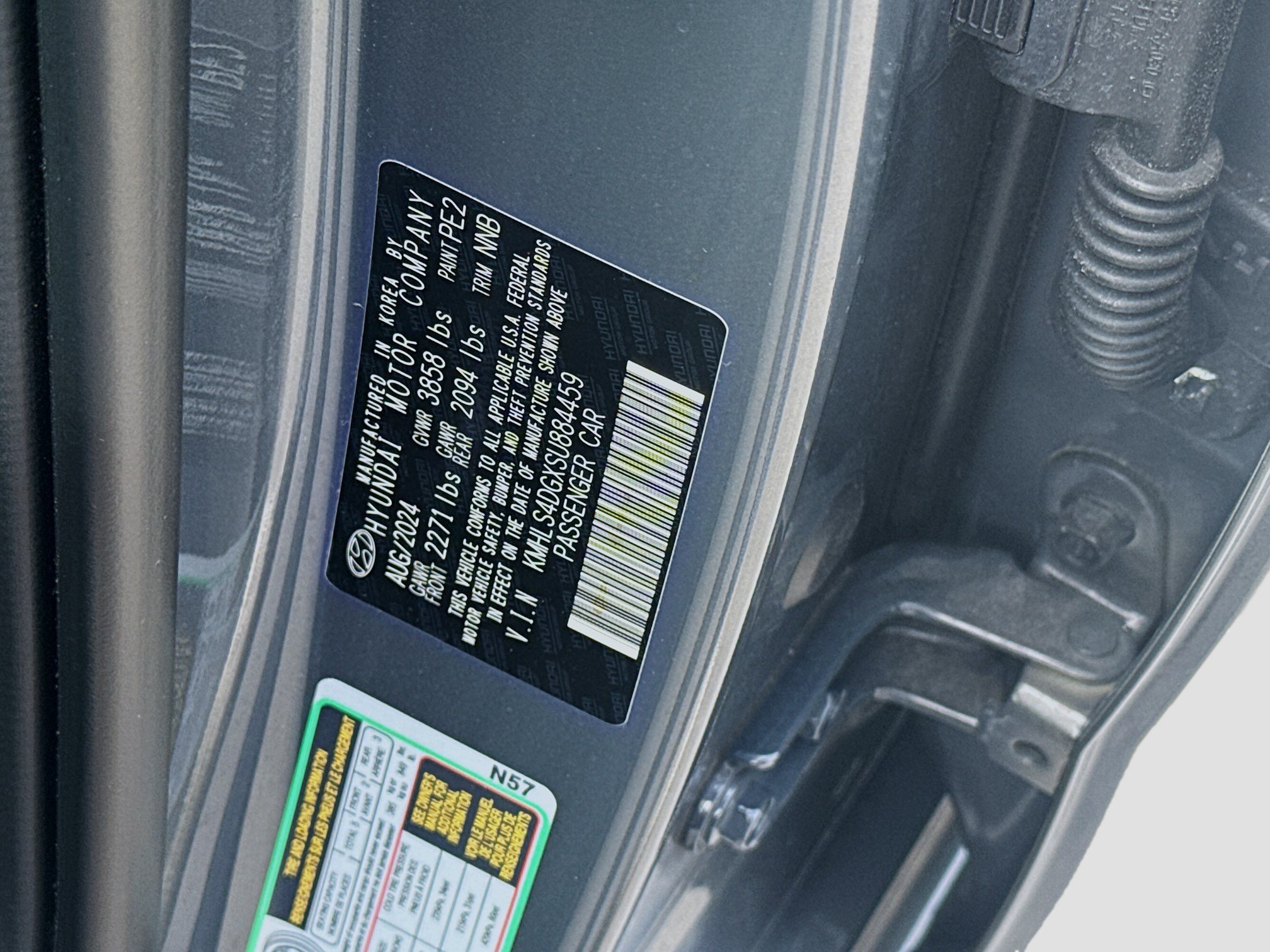Used 2025 Hyundai Elantra SEL FWD image 35