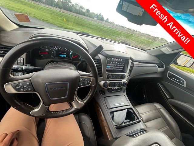 Used 2019 GMC Yukon XL Denali w/ Denali Ultimate Package AWD/4WD image 10