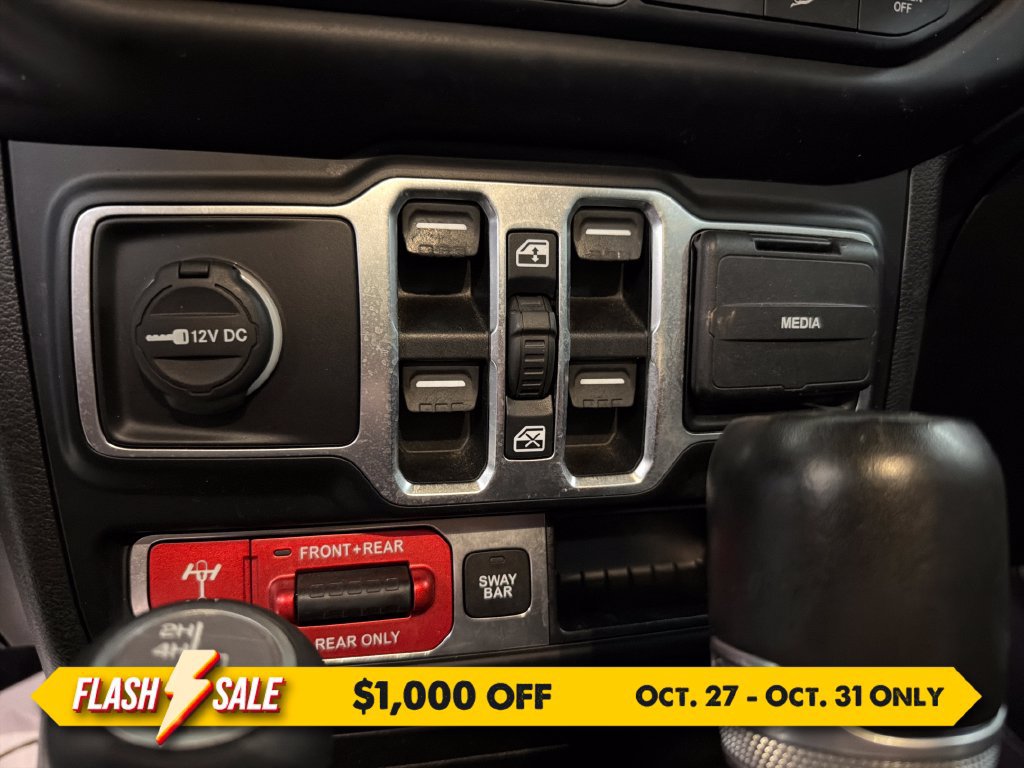 Used 2019 Jeep Wrangler Unlimited Rubicon AWD/4WD image 16